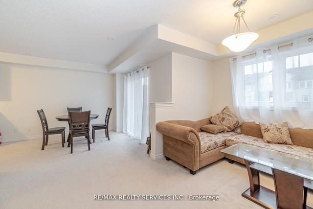 35 Nearco Cres, House attached with 2 bedrooms, 2 bathrooms and 2 parking in Oshawa ON | Image 8