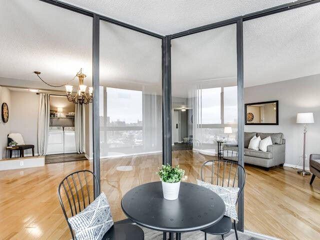 704 - 1300 Bloor St, Condo with 2 bedrooms, 2 bathrooms and 1 parking in Mississauga ON | Image 6