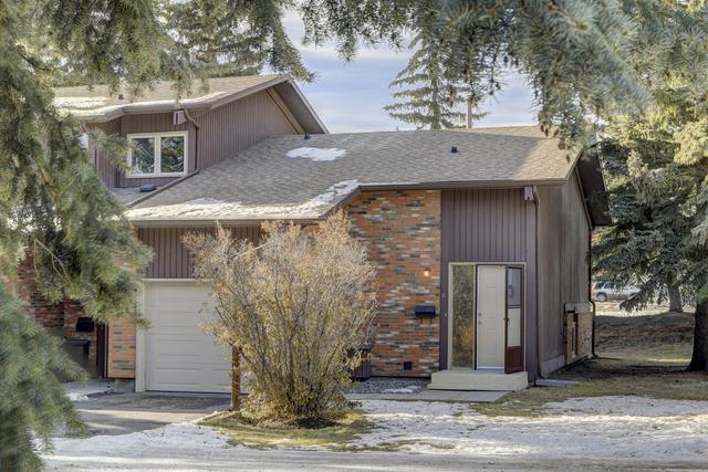 21 - 2323 Oakmoor Drive Sw, Home with 2 bedrooms, 1 bathrooms and 2 parking in Calgary AB | Image 14