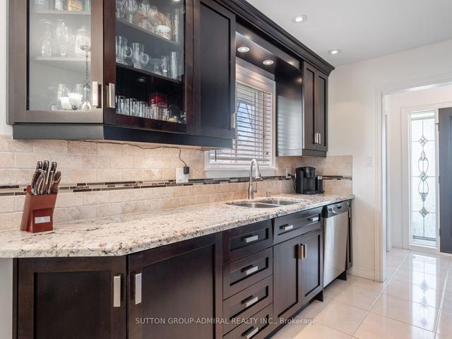 52a Cedar Brae Blvd, House detached with 4 bedrooms, 2 bathrooms and 5.5 parking in Toronto ON | Image 40