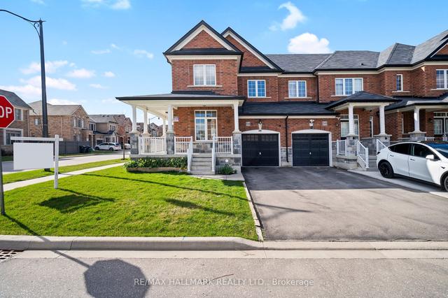 54 Yellowknife Rd, House semidetached with 3 bedrooms, 3 bathrooms and 3 parking in Brampton ON | Image 1