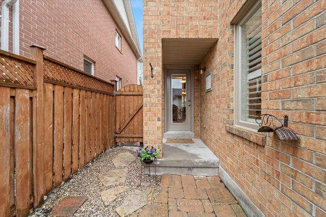 181 Baywell Cres, House semidetached with 3 bedrooms, 3 bathrooms and 2 parking in Aurora ON | Image 24