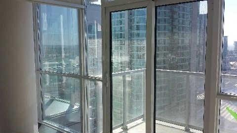 lph05 - 352 Front St W, Condo with 2 bedrooms, 2 bathrooms and 1 parking in Toronto ON | Image 6