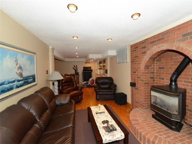1258 Tynegrove Rd, House detached with 4 bedrooms, 4 bathrooms and 4 parking in Mississauga ON | Image 16