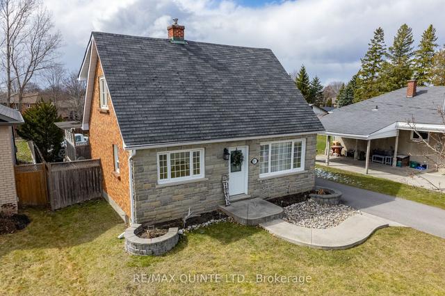 250 Palmer Rd, House detached with 3 bedrooms, 3 bathrooms and 9 parking in Belleville ON | Image 23