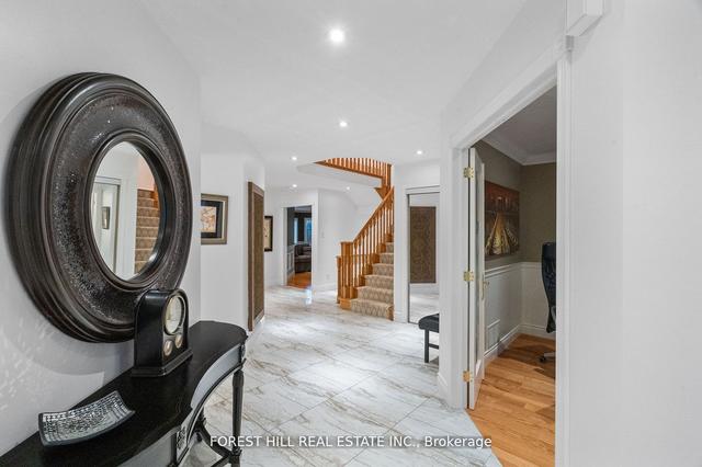 95 Grenadier Cres, House detached with 5 bedrooms, 5 bathrooms and 5 parking in Vaughan ON | Image 12
