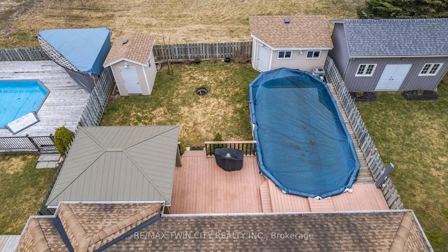 42 Cora Dr, House detached with 4 bedrooms, 3 bathrooms and 5 parking in Kitchener ON | Image 18
