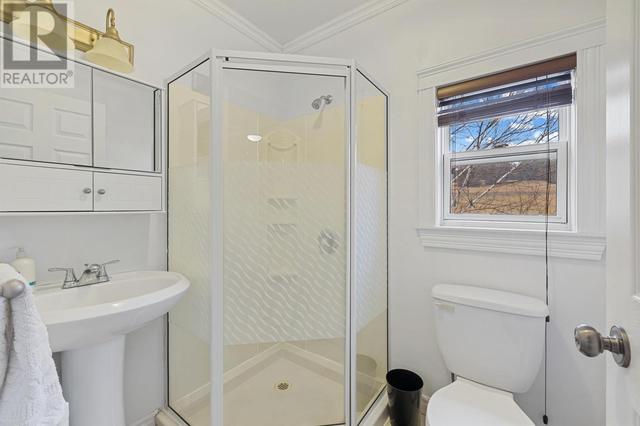 18 Riverview Drive, House detached with 2 bedrooms, 2 bathrooms and null parking in New London PE | Image 34