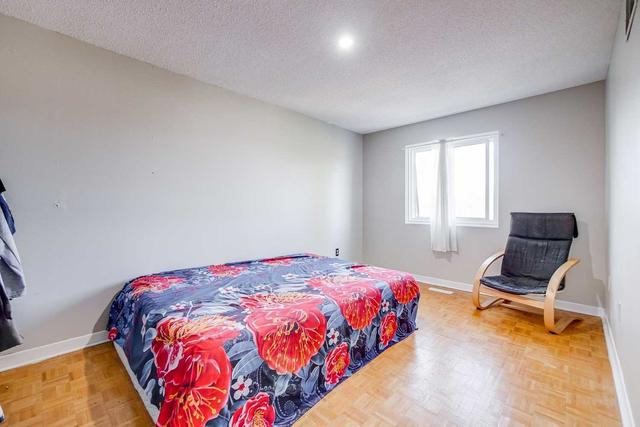 18 Talbot St, House semidetached with 3 bedrooms, 4 bathrooms and 4 parking in Brampton ON | Image 19