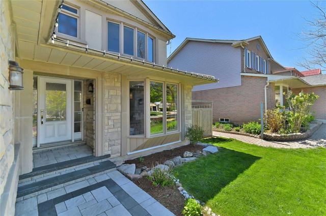 3034 Tours Rd, House detached with 4 bedrooms, 5 bathrooms and 6 parking in Mississauga ON | Image 12