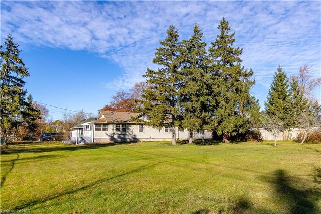 3040 Thunder Bay Road, House detached with 3 bedrooms, 1 bathrooms and 1 parking in Fort Erie ON | Image 7