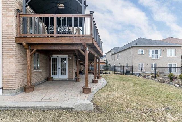 37 Little Ashley Dr, House detached with 4 bedrooms, 5 bathrooms and 6 parking in Vaughan ON | Image 29