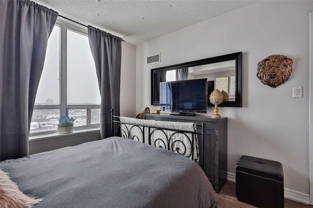 1002 - 1369 Bloor St W, Condo with 1 bedrooms, 1 bathrooms and 1 parking in Toronto ON | Image 5