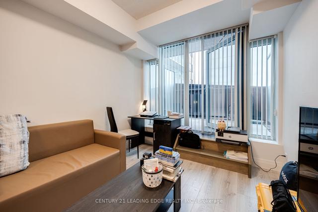 521 - 652 Princess St, Condo with 1 bedrooms, 1 bathrooms and 0 parking in Kingston ON | Image 2