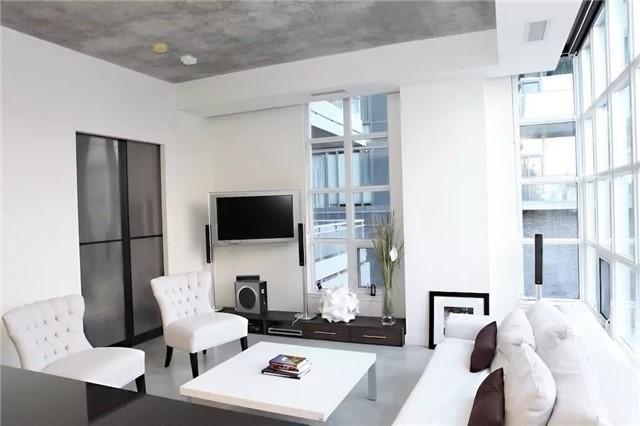 205 - 23 Brant St, Condo with 1 bedrooms, 1 bathrooms and null parking in Toronto ON | Image 6