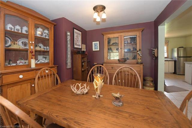 9078 Century Drive, Home with 3 bedrooms, 2 bathrooms and 8 parking in Strathroy Caradoc ON | Image 13