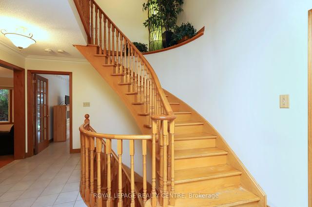 4229 Capilano Crt, House detached with 4 bedrooms, 3 bathrooms and 8 parking in Mississauga ON | Image 26