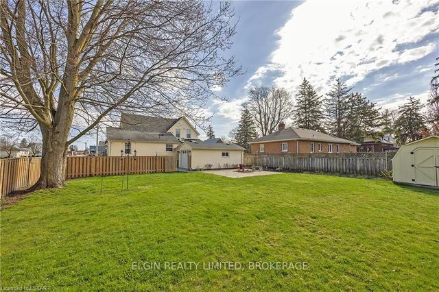 202 Graham St, House detached with 4 bedrooms, 2 bathrooms and 3 parking in West Elgin ON | Image 27