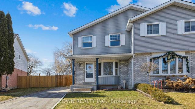 36 Caprice Crt, House semidetached with 3 bedrooms, 2 bathrooms and 3 parking in Kitchener ON | Image 1