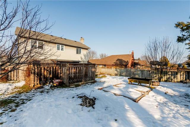 130 Milton Avenue W, House detached with 4 bedrooms, 2 bathrooms and 6 parking in Cambridge ON | Image 35