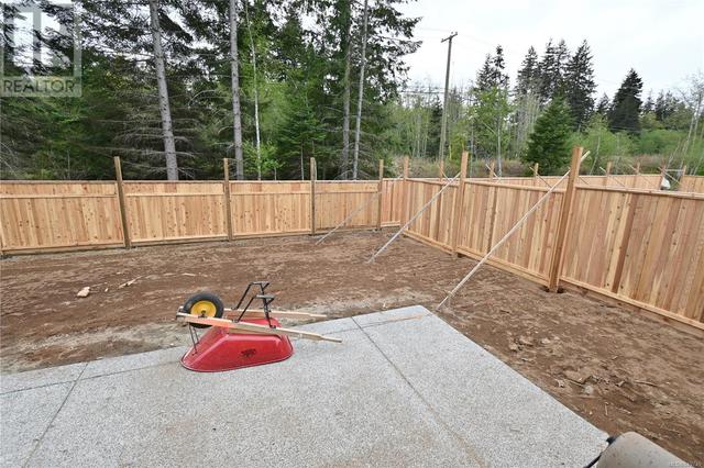 723 Salmonberry St, House detached with 3 bedrooms, 3 bathrooms and 3 parking in Campbell River BC | Image 23