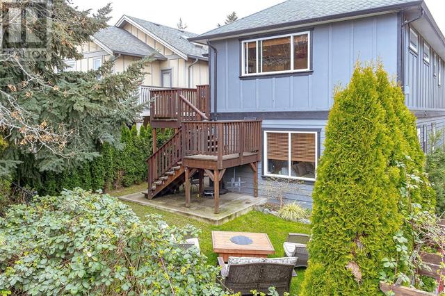 953 Cavalcade Terr, House detached with 5 bedrooms, 3 bathrooms and 2 parking in Langford BC | Image 23