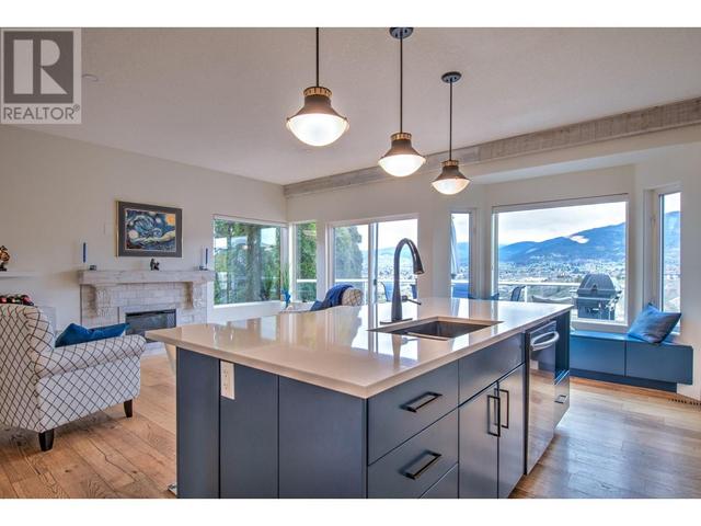 249 Country Estate Drive, House detached with 4 bedrooms, 3 bathrooms and 2 parking in Vernon BC | Image 9