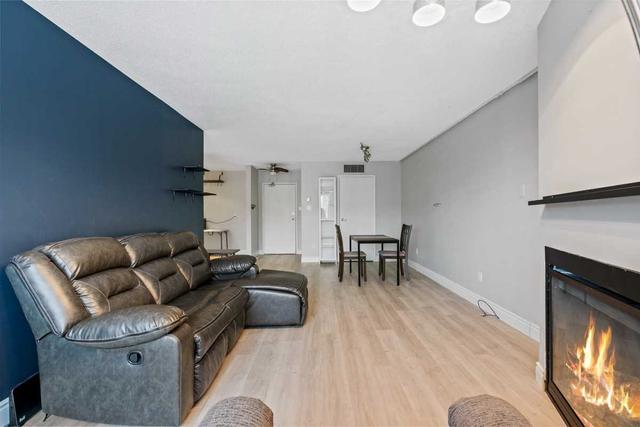 311 - 126 Bell Farm Rd, Condo with 1 bedrooms, 1 bathrooms and 1 parking in Barrie ON | Image 11