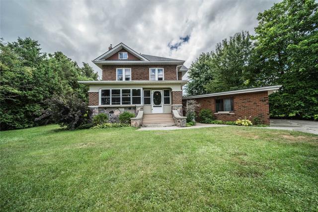 18992 Charing Cross Rd, House detached with 4 bedrooms, 3 bathrooms and 8 parking in Chatham Kent ON | Image 1