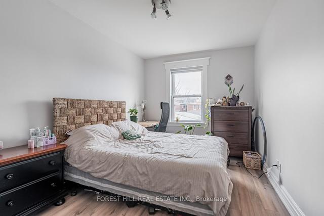 691 Ossington Ave, House detached with 3 bedrooms, 3 bathrooms and 1 parking in Toronto ON | Image 11