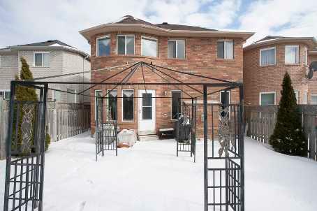 7059 Magistrate Terr, House detached with 4 bedrooms, 3 bathrooms and 4 parking in Mississauga ON | Image 9