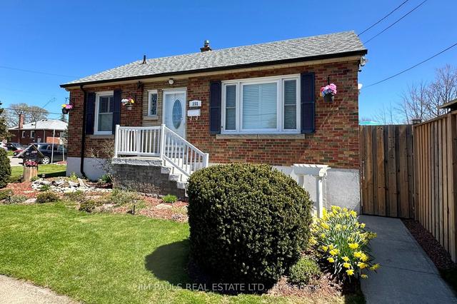 151 East 32nd St, House detached with 2 bedrooms, 2 bathrooms and 2 parking in Hamilton ON | Image 1