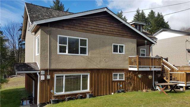 186 Macdonald Rd, House detached with 4 bedrooms, 2 bathrooms and 2 parking in Lake Cowichan BC | Image 2