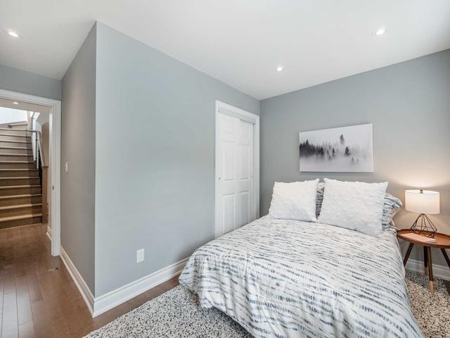 2162 Bayview Ave, Townhouse with 3 bedrooms, 3 bathrooms and 2 parking in Toronto ON | Image 19