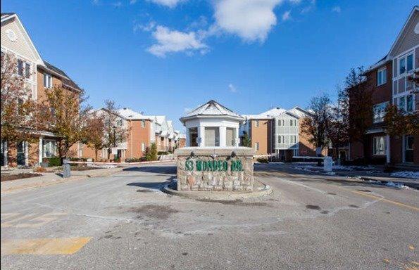 unit 22 - 83 Mondeo Dr E, Townhouse with 2 bedrooms, 3 bathrooms and 1 parking in Toronto ON | Image 2