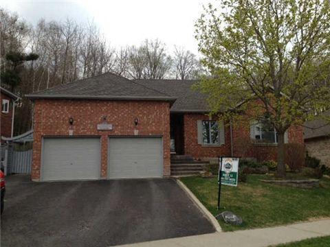 128 Wildwood Tr, House detached with 3 bedrooms, 3 bathrooms and 5 parking in Barrie ON | Image 1