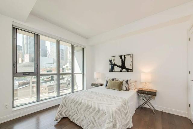 906 - 55 Front St E, Condo with 2 bedrooms, 2 bathrooms and 1 parking in Toronto ON | Image 15