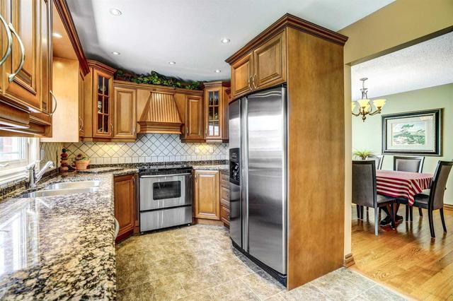 4151 Prince George Ave, House detached with 4 bedrooms, 3 bathrooms and 4 parking in Mississauga ON | Image 9