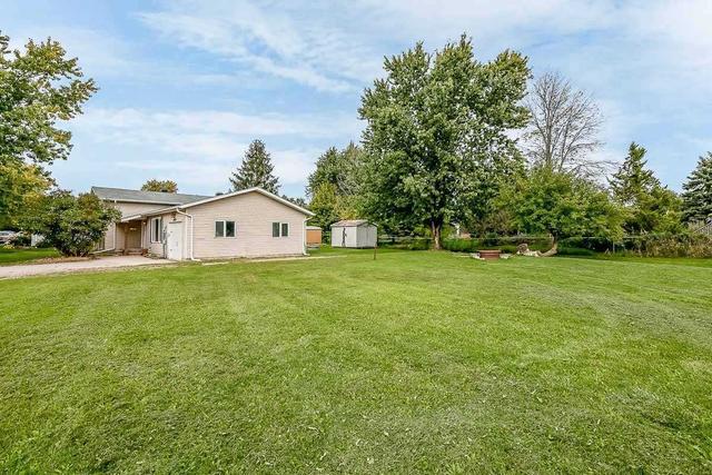 2651 Lawrence Ave, House detached with 3 bedrooms, 2 bathrooms and 6 parking in Innisfil ON | Image 14