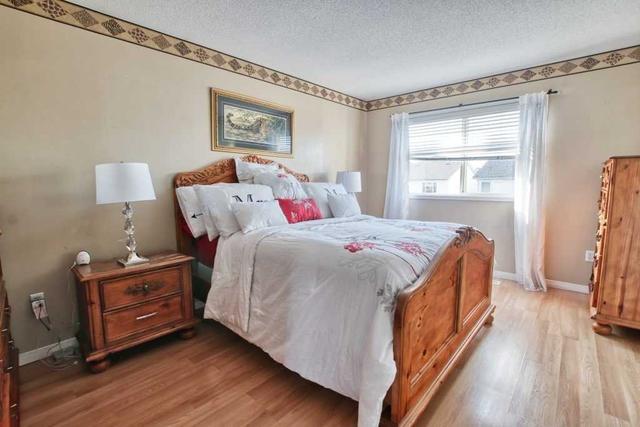 52 Feathertop Lane, House semidetached with 3 bedrooms, 3 bathrooms and 3 parking in Brampton ON | Image 4