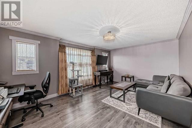 186 Everglen Crescent Sw, House detached with 3 bedrooms, 2 bathrooms and 4 parking in Calgary AB | Image 25