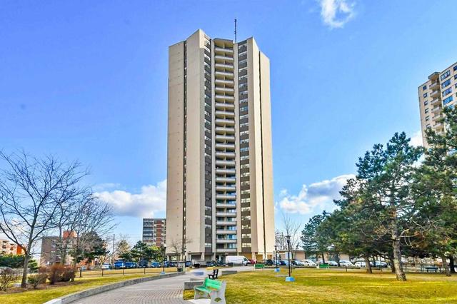 1401 - 380 Dixon Rd, Condo with 2 bedrooms, 1 bathrooms and 1 parking in Toronto ON | Image 1