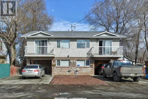 352/354 Alexander Ave, House detached with 2 bedrooms, 2 bathrooms and null parking in Kamloops BC | Card Image