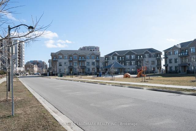 28 Active Rd, Townhouse with 3 bedrooms, 4 bathrooms and 4 parking in Markham ON | Image 16