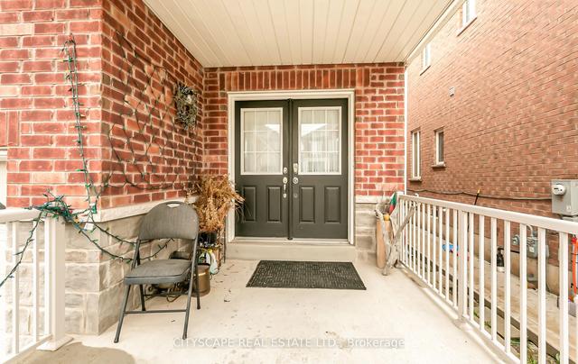 639 Mockridge Terr, House semidetached with 3 bedrooms, 3 bathrooms and 3 parking in Milton ON | Image 23