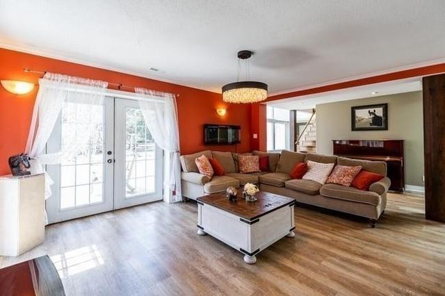 755699 Second Line, Home with 3 bedrooms, 2 bathrooms and 12 parking in Mono ON | Image 7