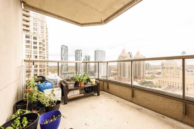 2434 - 3888 Duke Of York Blvd, Condo with 2 bedrooms, 2 bathrooms and 1 parking in Mississauga ON | Image 11