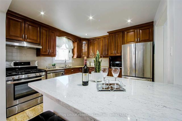 23 Millbank Crt, House detached with 4 bedrooms, 4 bathrooms and 5 parking in Vaughan ON | Image 14
