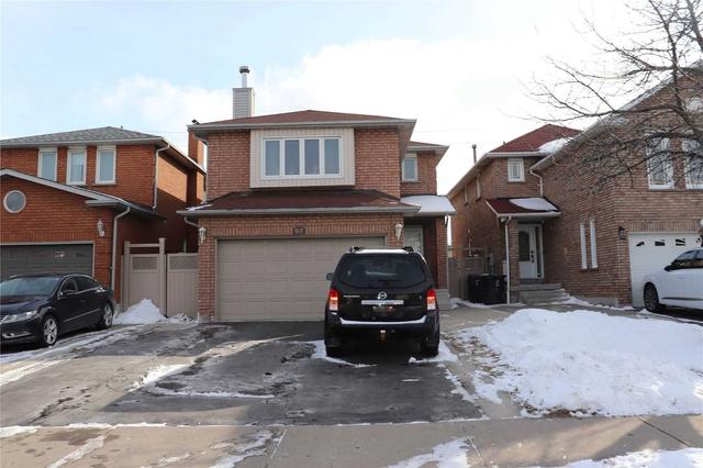 67 Cinrickbar Dr, House detached with 3 bedrooms, 4 bathrooms and 5 parking in Toronto ON | Image 1