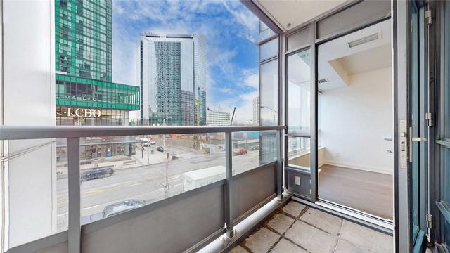 202 - 2 Anndale Dr, Condo with 2 bedrooms, 2 bathrooms and 1 parking in Toronto ON | Image 24